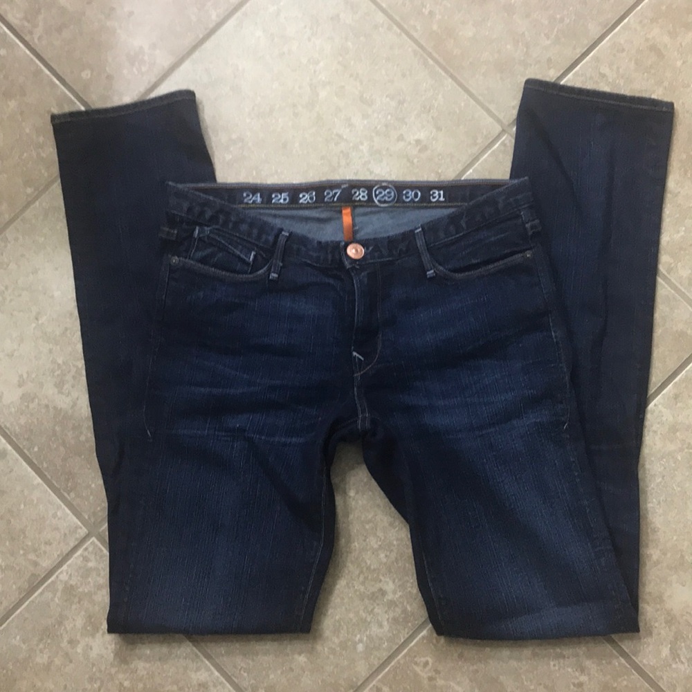 Earnest Sewn Straight Leg Size 29